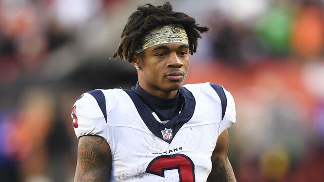 CINCINNATI, OH - NOVEMBER 12: Houston Texans Wide Receiver Tank Dell (3) walks off the field at the conclusion of the NFL football game between the Houston Texans and the Cincinnati Bengals on November 12, 2023, at Paycor Stadium in Cincinnati, Ohio.