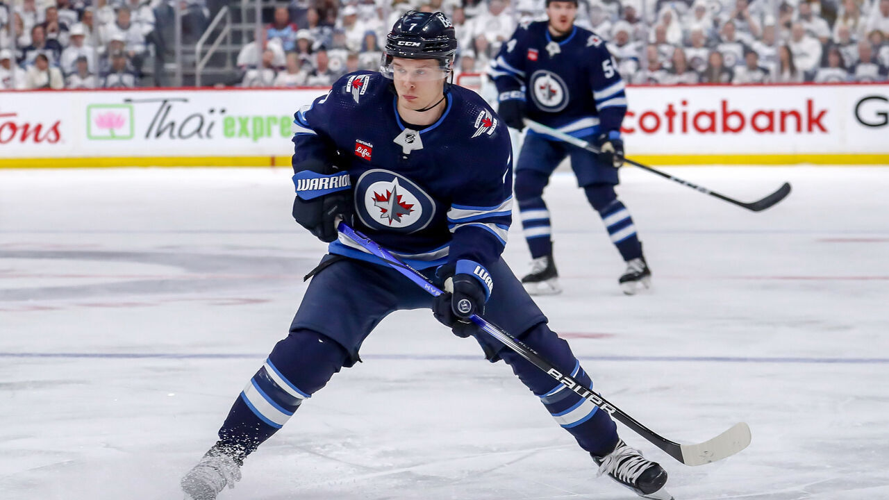 WINNIPEG, CANADA - APRIL 21: Vladislav Namestnikov #7 of the Winnipeg Jets follows the play down the ice during second period action against the Colorado Avalanche in Game One of the First Round of the 2024 Stanley Cup Playoffs at the Canada Life Centre on April 21, 2024 in Winnipeg, Manitoba, Canada. The Jets defeated the Avs 7-6 and take a 1-0 series lead.