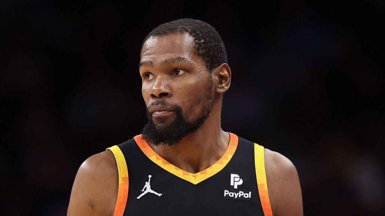 PHOENIX, ARIZONA - APRIL 28: Kevin Durant #35 of the Phoenix Suns reacts during the second half of game four of the Western Conference First Round Playoffs at Footprint Center on April 28, 2024 in Phoenix, Arizona. The Timberwolves defeated the Suns 122-116 and win the series 4-0.