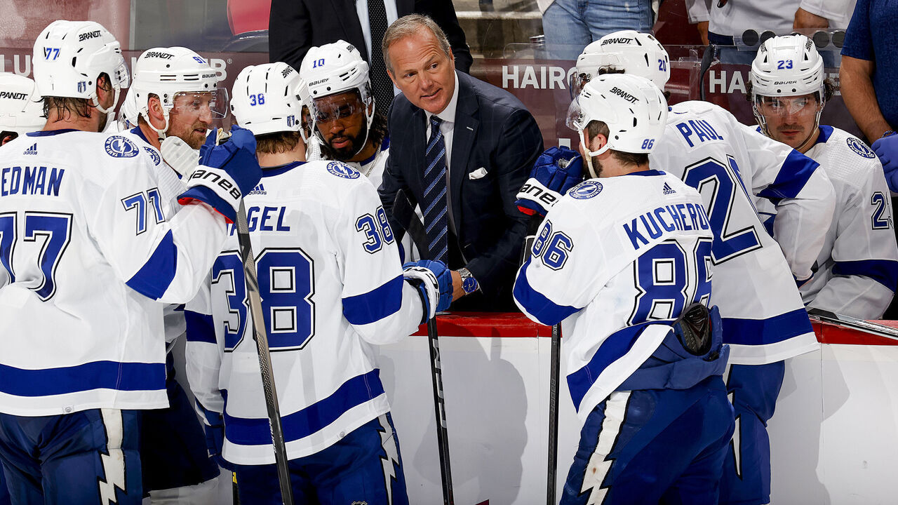 SUNRISE, FL - APRIL 21: Head coach Jon Cooper of the Tampa Bay Lightning directs the players after taking a time out in the final minute of the game against the Florida Panthers in Game One of the First Round of the 2024 Stanley Cup Playoffs at the Amerant Bank Arena on April 21, 2024 in Sunrise, Florida.