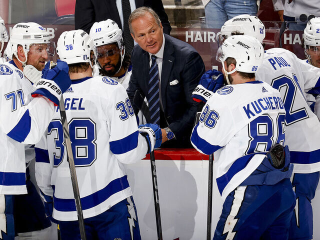 SUNRISE, FL - APRIL 21: Head coach Jon Cooper of the Tampa Bay Lightning directs the players after taking a time out in the final minute of the game against the Florida Panthers in Game One of the First Round of the 2024 Stanley Cup Playoffs at the Amerant Bank Arena on April 21, 2024 in Sunrise, Florida.