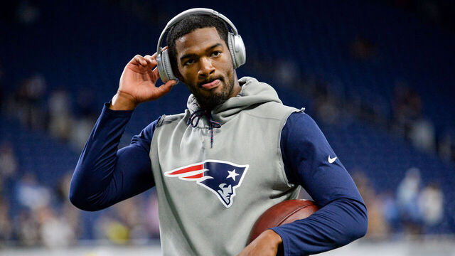 DETROIT, MI - AUGUST 25, 2017: Quarterback Jacoby Brissett #7 of the New England Patriots adjusts his headphones prior to a preseason game against the Detroit Lions at Ford Field on August 25, 2017 in Detroit, Michigan. (Photo by: 2017 Nick Cammett/Diamond Images via Getty Images)