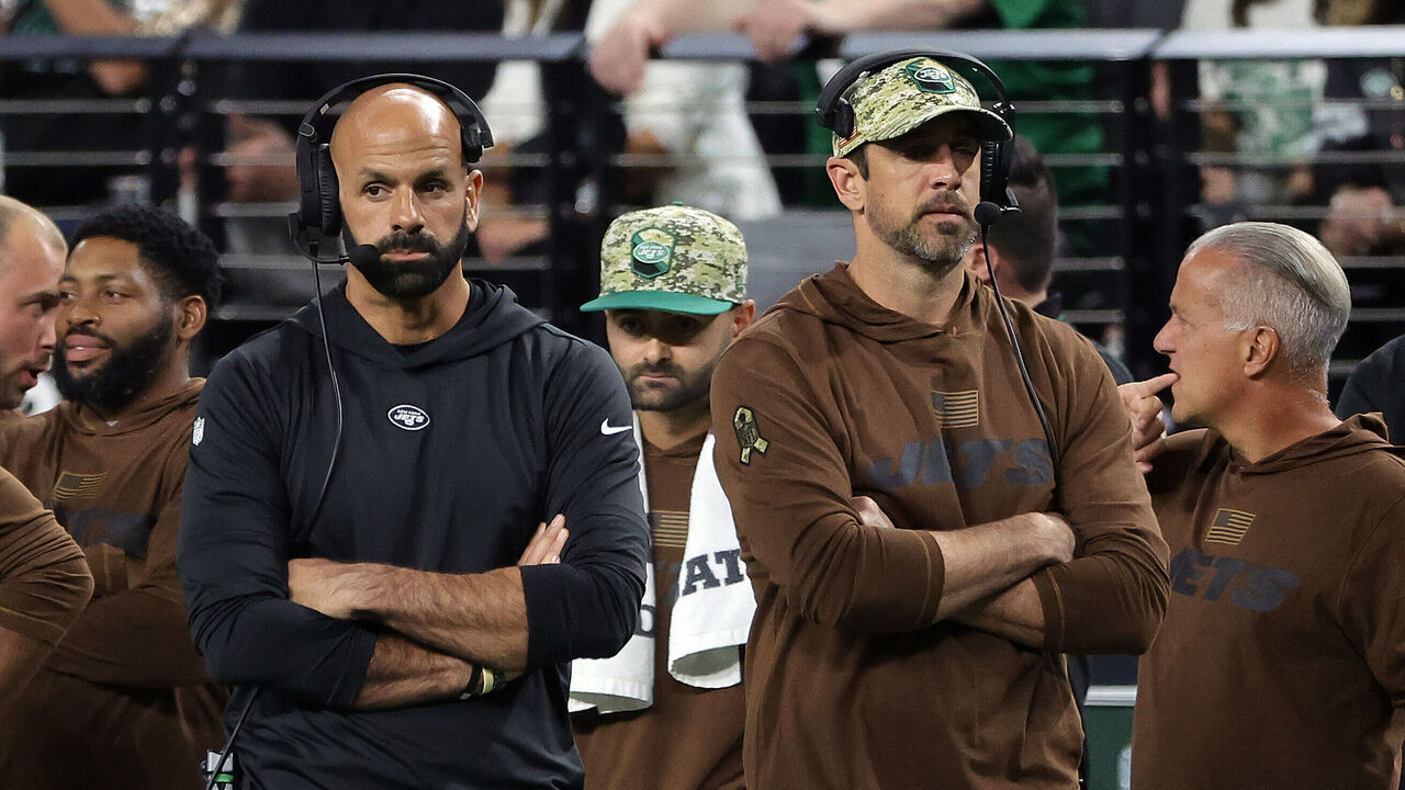 LAS VEGAS, NEVADA - NOVEMBER 12: Head coach Robert Saleh and quarterback Aaron Rodgers #8 of the New York Jets watch from the sidelines as the Las Vegas Raiders defeat the Jets to win the game at Allegiant Stadium on November 12, 2023 in Las Vegas, Nevada.
