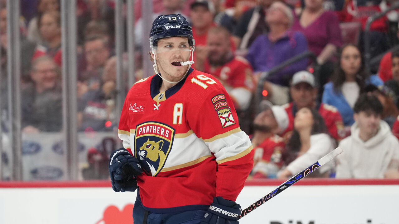 SUNRISE, FL - APRIL 23: Florida Panthers left wing Matthew Tkachuk (19) checks over his shoulder during a break play in the first period during game two of the Eastern Conference First Round between the Tampa Bay Lightning and the Florida Panthers at Amerant Bank Arena, Sunrise, Fla.