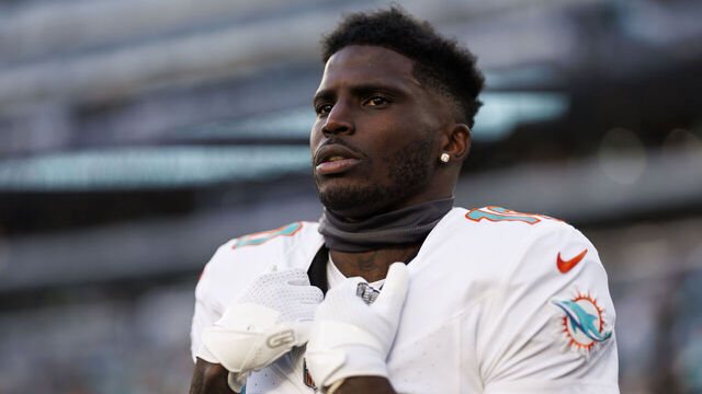 EAST RUTHERFORD, NEW JERSEY - NOVEMBER 24: Tyreek Hill #10 of the Miami Dolphins looks on during pregame warmups before an NFL football game against the New York Jets at MetLife Stadium on November 24, 2023 in East Rutherford, New Jersey.