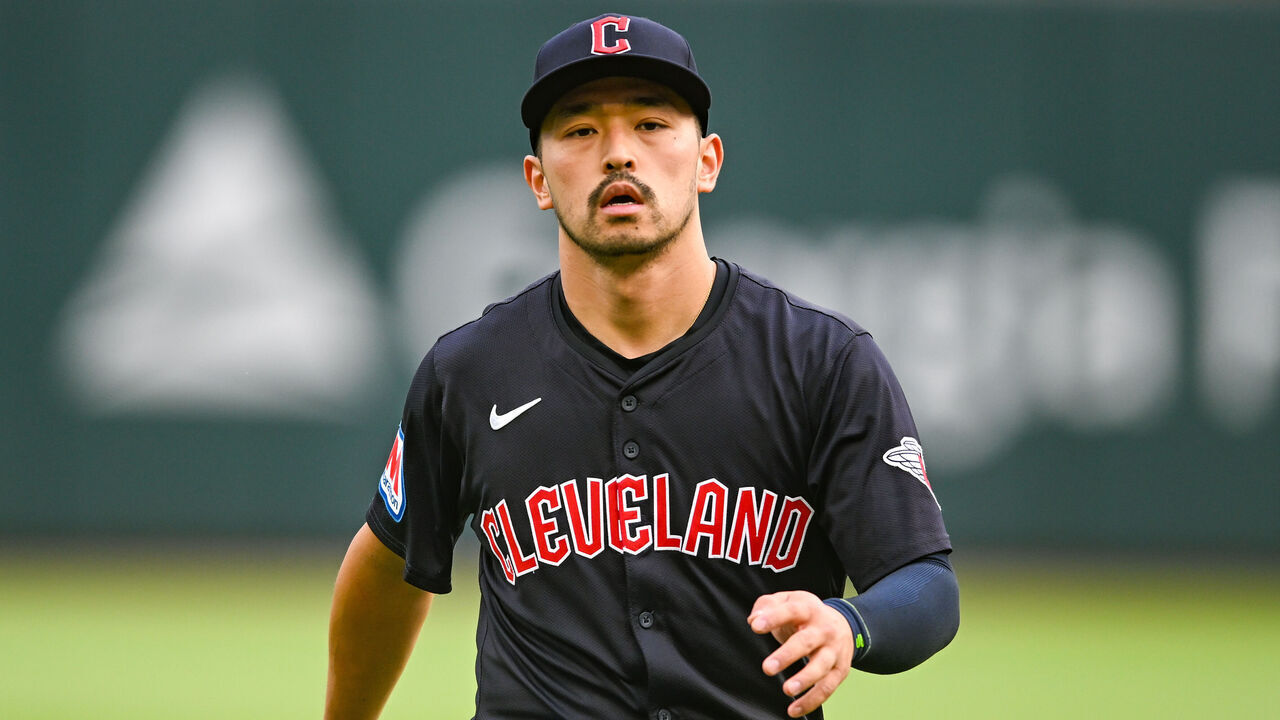 ATLANTA, GA APRIL 27: Cleveland outfielder Steven Kwan (38) warms up prior to the start of the MLB game between the Cleveland Guardians and the Atlanta Braves on April 27th, 2024 at Truist Park in Atlanta, GA.