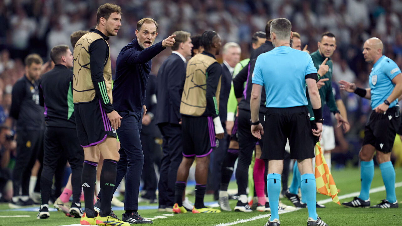 MADRID, SPAIN - MAY 08: Thomas Tuchel, head coach of Bayern München react during the UEFA Champions League semi-final second leg match between Real Madrid and FC Bayern München at Estadio Santiago Bernabeu on May 08, 2024 in Madrid, Spain.