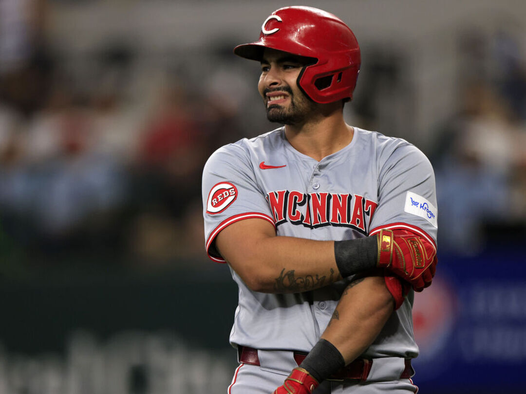 Reds' Encarnacion-Strand needs surgery, likely out for season