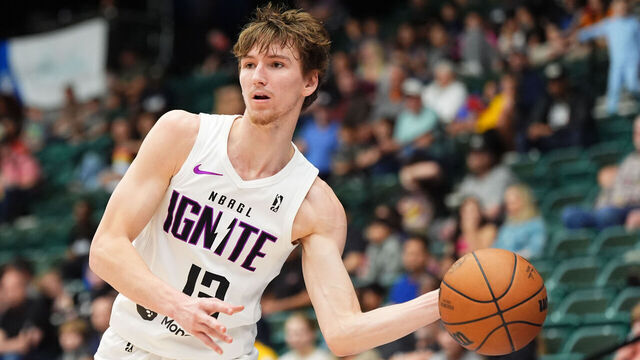 FRISCO, TX - FEBRUARY 27: Matas Buzelis #13 of the G League Ignite passes the ball during the game against the Texas Legends on February 27, 2024 at Comerica Center in Frisco, Texas. Mandatory Copyright Notice: Copyright 2023 NBAE