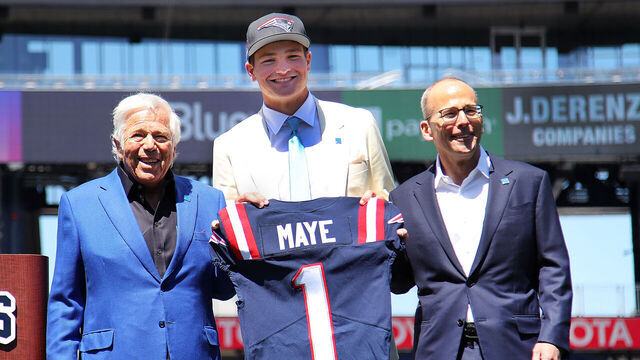 Foxborough, MA - April 26: New England Patriots QB Drake Maye, flanked by team owner Robert Kraft and team president Jonathan Kraft, is introduced at Gillette Stadium.