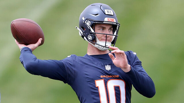 ENGLEWOOD, COLORADO - MAY 11: Quarterback Bo Nix #10 of the Denver Broncos throws during Denver Broncos Rookie Minicamp at Centura Health Training Center on May 11, 2024 in Englewood, Colorado.