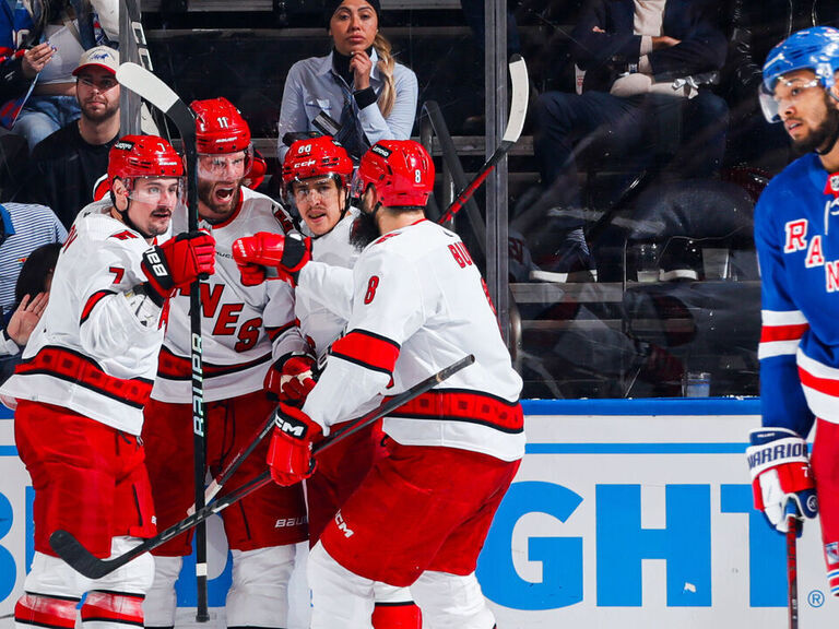Canes pot 4 unanswered to force Game 6 vs. Rangers