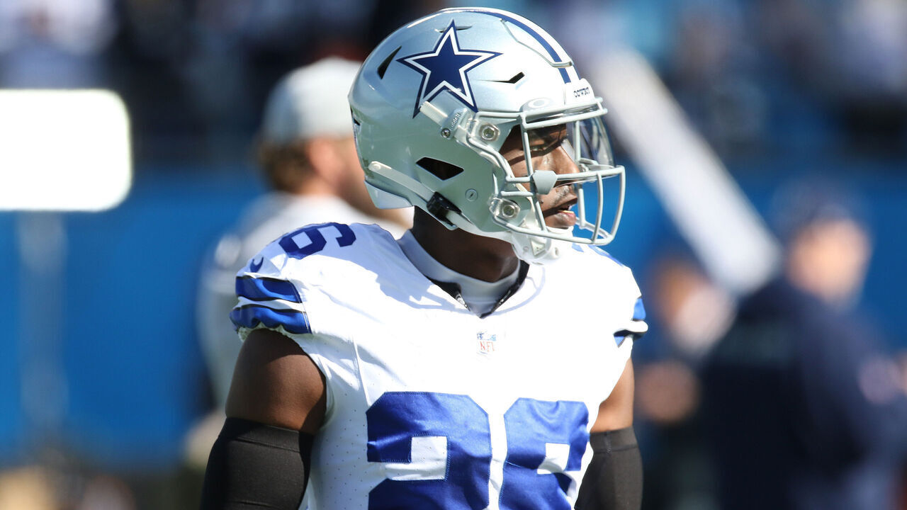 CHARLOTTE, NC - NOVEMBER 19: Dallas Cowboys corner back DaRon Bland (26) during an NFL football game between the Dallas Cowboys and the Carolina Panthers on November 19, 2023 at Bank of America Stadium in Charlotte, N.C.