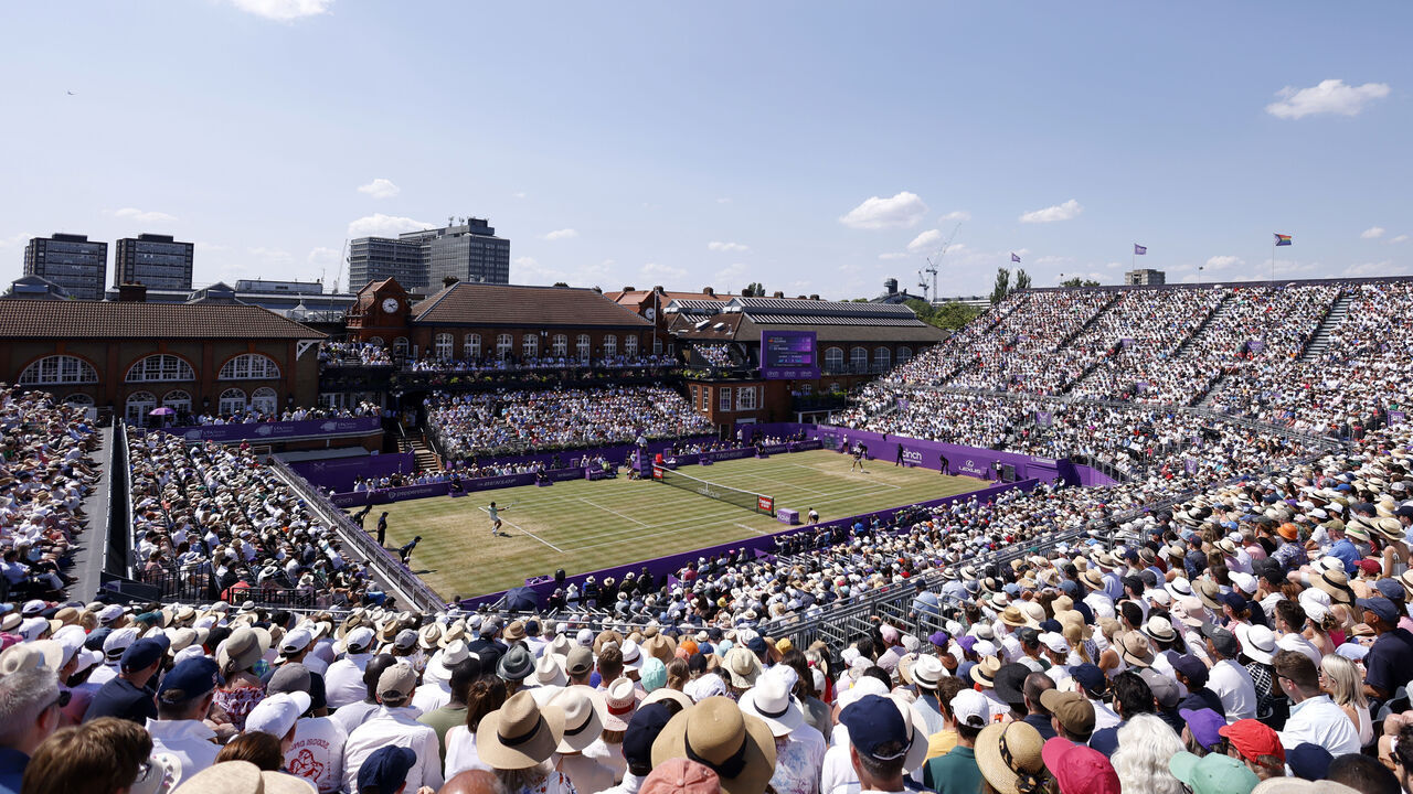 A general view of play during the men's singles final between Alex de Minaur and Carlos Alcaraz on day seven of the 2023 cinch Championships at The Queen's Club, London. Picture date: Saturday June 25, 2023.