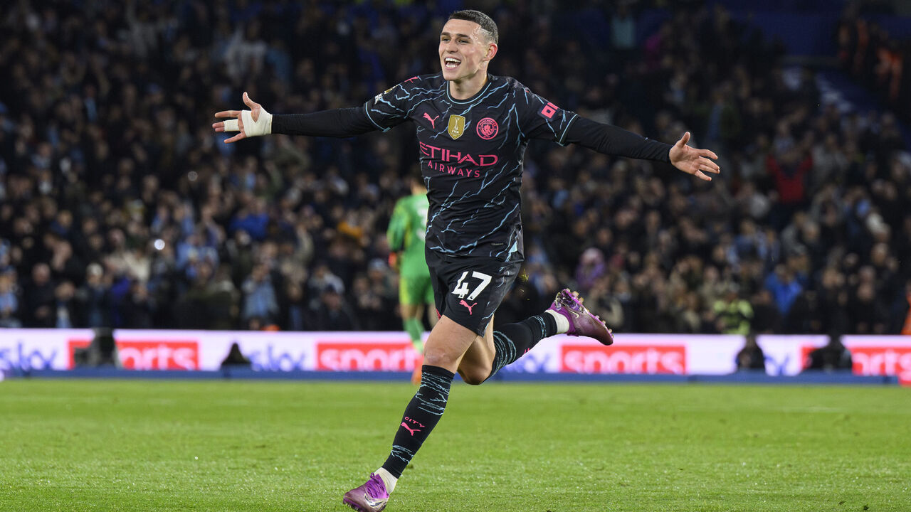 BRIGHTON, ENGLAND - APRIL 25: Manchester City's Phil Foden celebrates scoring his side's second goal during the Premier League match between Brighton & Hove Albion and Manchester City at American Express Community Stadium on April 25, 2024 in Brighton, England.