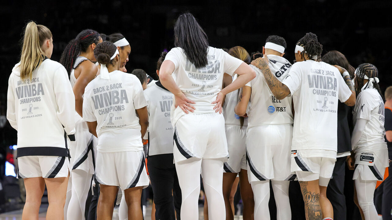 LAS VEGAS, NEVADA - MAY 14: The Las Vegas Aces huddle on the court during an video review in the second quarter of their game against the Phoenix Mercury at Michelob ULTRA Arena on May 14, 2024 in Las Vegas, Nevada. The Aces defeated the Mercury 89-80.