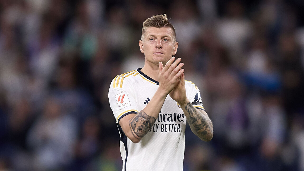 MADRID, SPAIN - MAY 14: Toni Kroos of Real Madrid acknowledges the fans after the victory during the LaLiga EA Sports match between Real Madrid CF and Deportivo Alaves at Estadio Santiago Bernabeu on May 14, 2024 in Madrid, Spain.