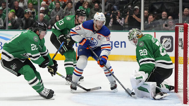 DALLAS, TEXAS - FEBRUARY 17: Jake Oettinger #29 of the Dallas Stars stops a shot from Connor McDavid #97 of the Edmonton Oilers during the second period at American Airlines Center on February 17, 2024 in Dallas, Texas.