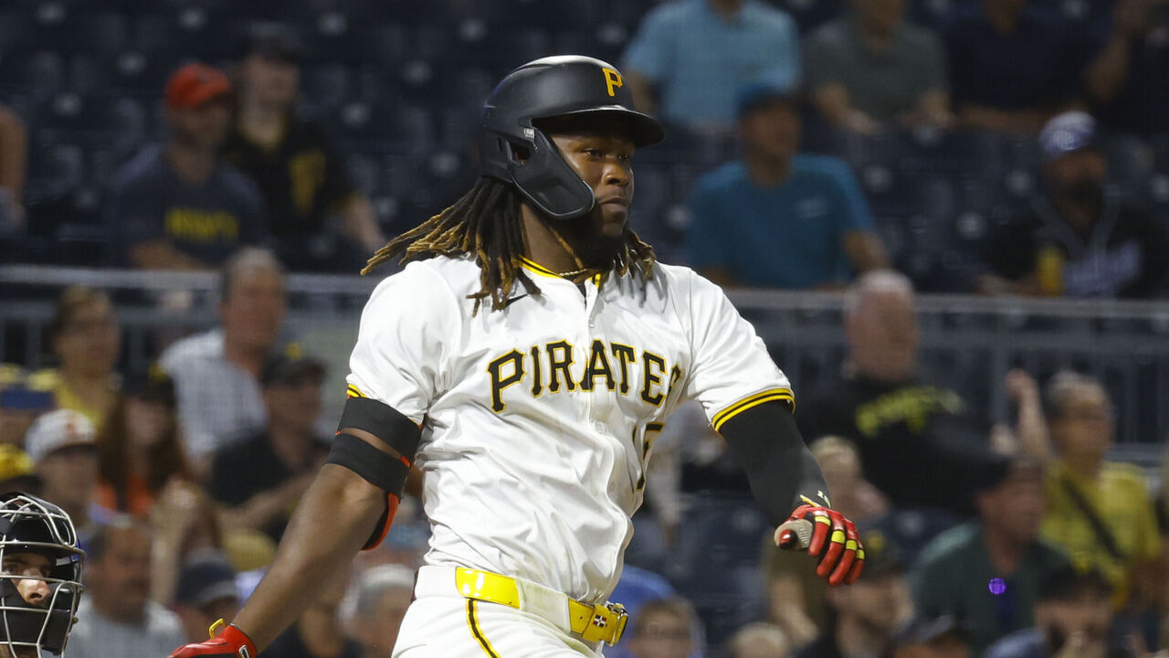 PITTSBURGH, PA - MAY 21: Oneil Cruz #15 of the Pittsburgh Pirates hits a two-run double in the ninth inning to tie the game against the San Francisco Giants at PNC Park on May 21, 2024 in Pittsburgh, Pennsylvania.