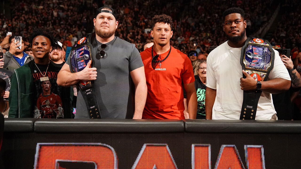 KANSAS CITY, MISSOURI - APRIL 29: Patrick Mahomes with Kansas City Chiefs Creed Humphrey and Trey Smith in attendance at T-Mobile Center on April 29, 2024 in Kansas City, Missouri.