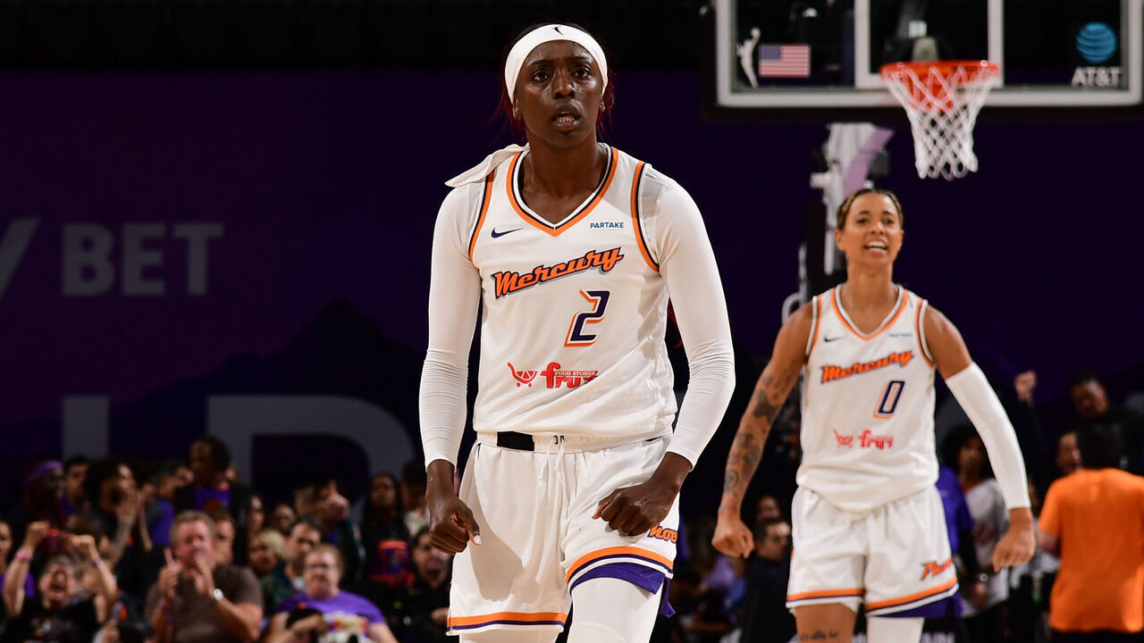 PHOENIX, AZ - MAY 23: Kahleah Copper #2 of the Phoenix Mercury celebrates during the game against the Washington Mystics on May 23, 2024 at Footprint Center in Phoenix, Arizona. Mandatory Copyright Notice: Copyright 2024 NBAE