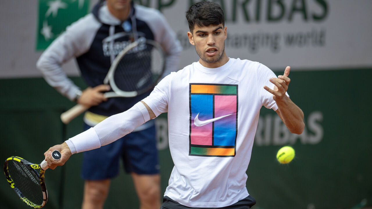PARIS, FRANCE - MAY 23. Carlos Alcaraz practicing against Grigor Dimitrov of Bulgaria on Court Simonne-Mathieu in preparation for the 2024 French Open Tennis Tournament at Roland Garros on May 23rd, 2024, in Paris, France.