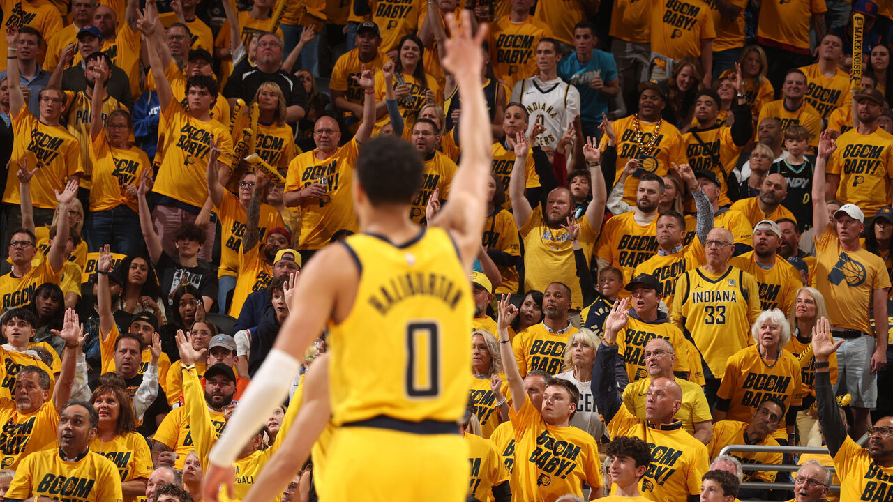 INDIANAPOLIS, IN - MAY 10: The fans cheer during the game between the New York Knicks and the Indiana Pacers during Round 2 Game 3 of the 2024 NBA Playoffs on May 10, 2024 at Gainbridge Fieldhouse in Indianapolis, Indiana. Mandatory Copyright Notice: Copyright 2024 NBAE