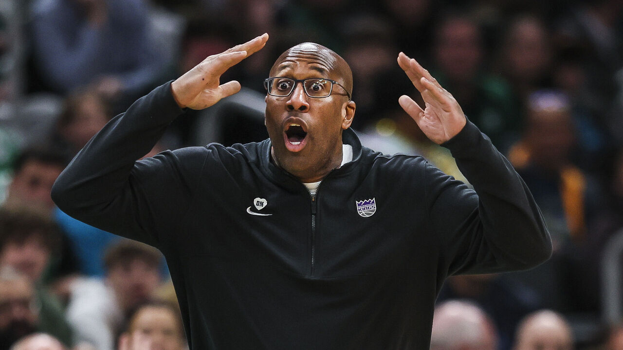 Boston, MA - April 5: Sacramento Head Coach Mike Brown reacts to a call in the second half.