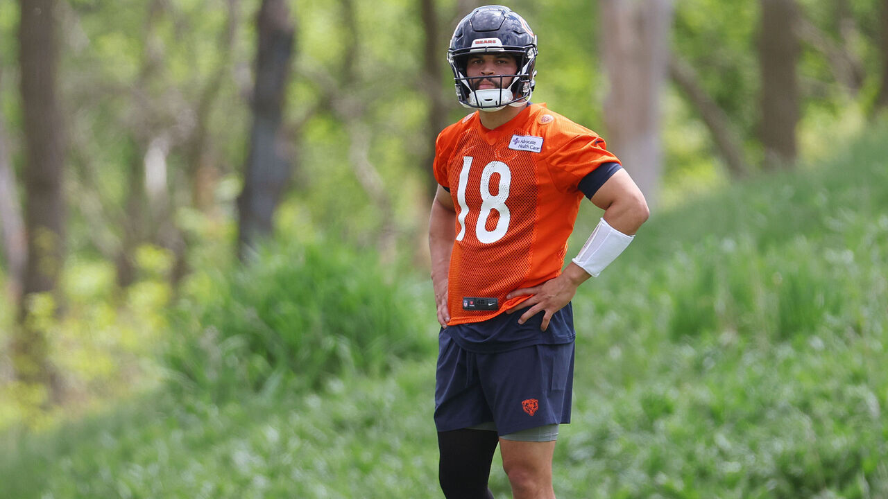 LAKE FOREST, ILLINOIS - MAY 10: Caleb Williams #18 of the Chicago Bears looks on during Chicago Bears Rookie Minicamp at Halas Hall on May 10, 2024 in Lake Forest, Illinois.