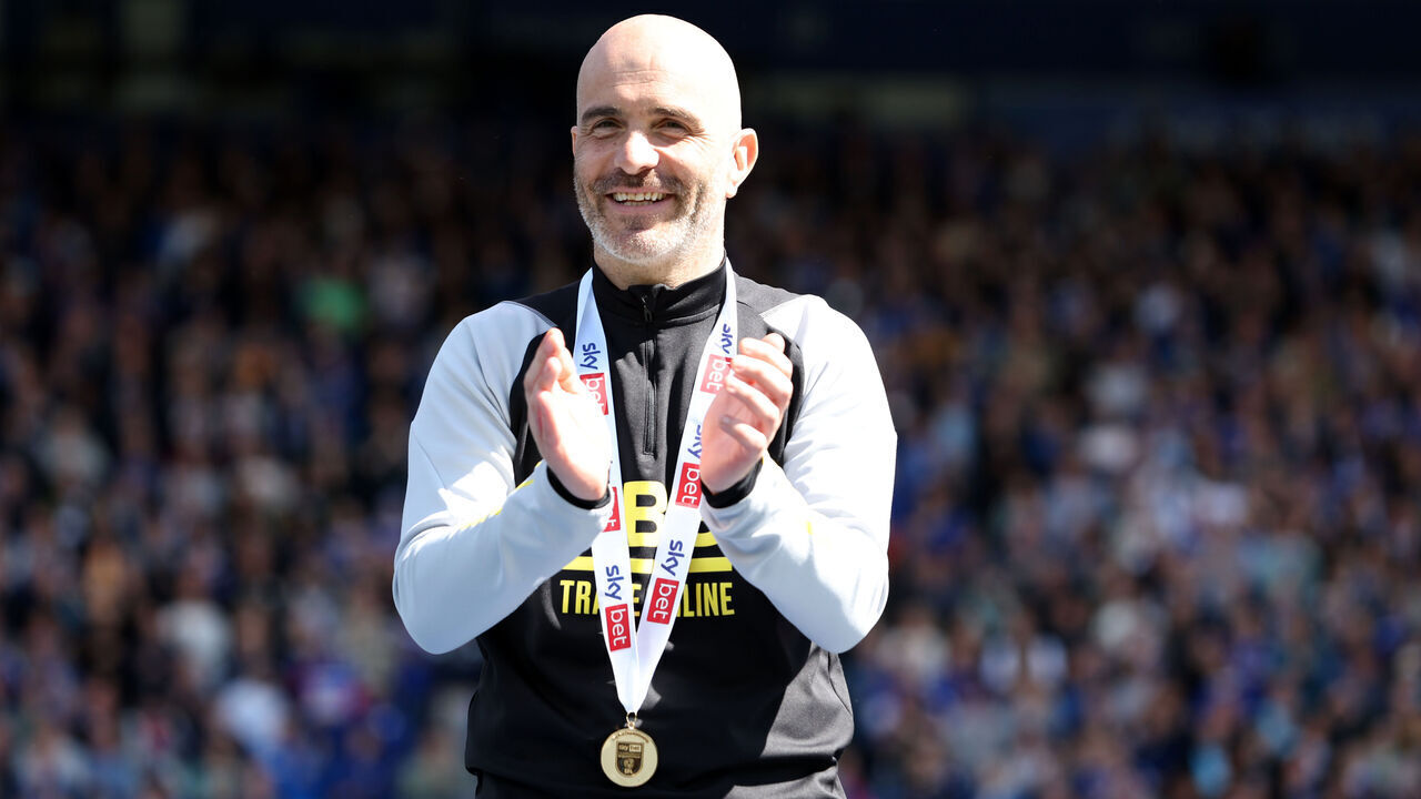 LEICESTER, ENGLAND - MAY 4: Leicester City Manager Enzo Maresca with his Sky Bet Championship medal after the Sky Bet Championship match between Leicester City and Blackburn Rovers at King Power Stadium on May 4, 2024 in Leicester, United Kingdom.