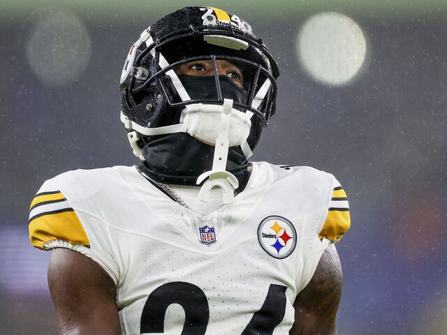 Porter unsure if he'll play Week 1 if new deal with