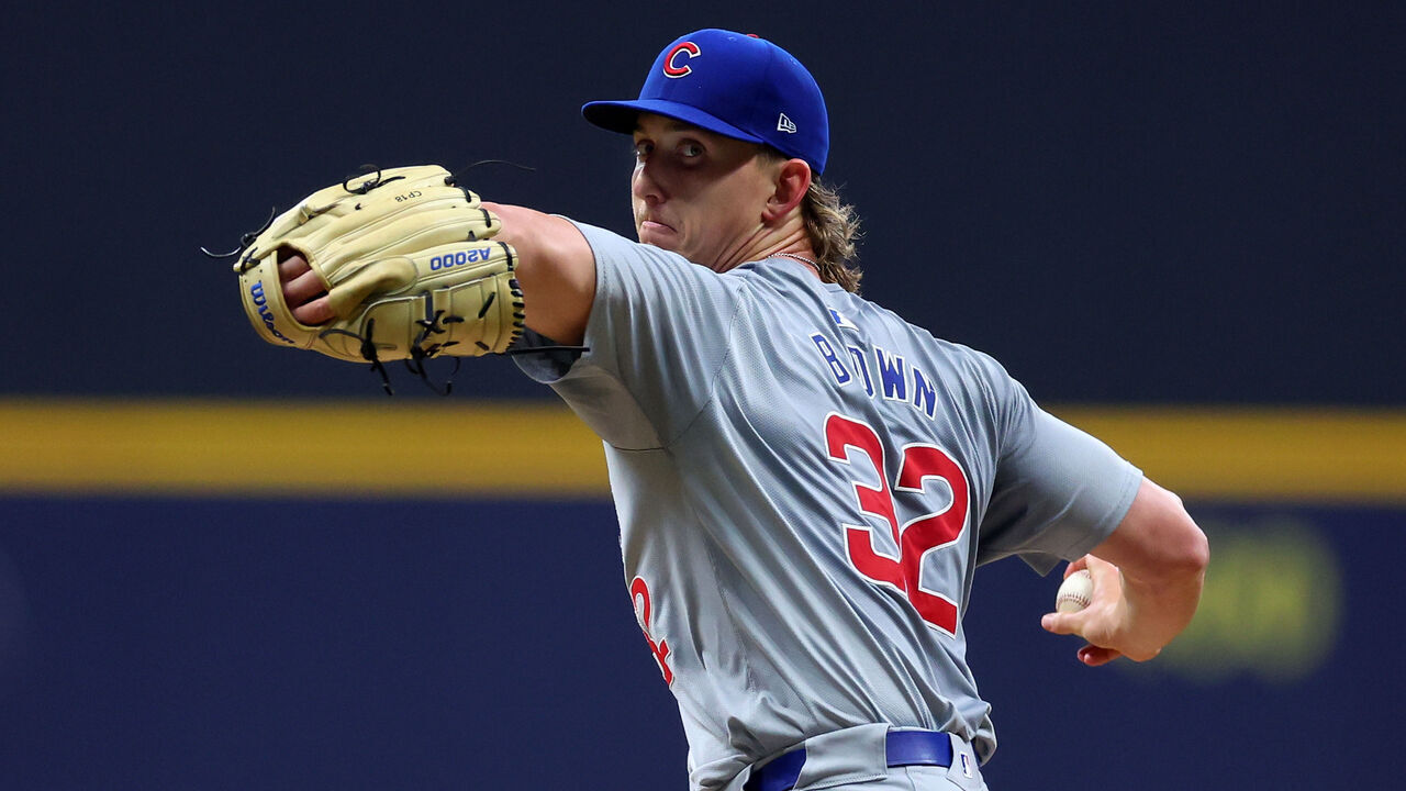 MILWAUKEE, WISCONSIN - MAY 28: Ben Brown #32 of the Chicago Cubs throws a pitch during the seventh inning against the Milwaukee Brewers at American Family Field on May 28, 2024 in Milwaukee, Wisconsin.
