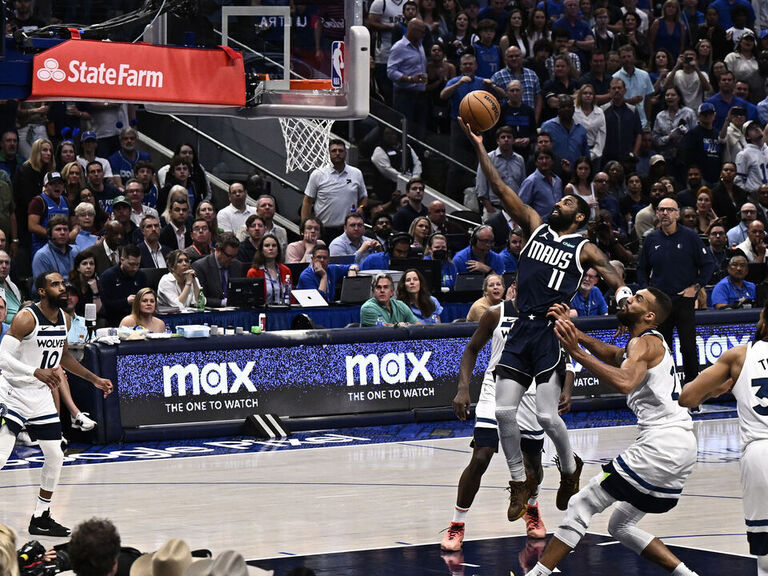 Can Mavs' offense carry them to a series-clinching win? | theScore.com