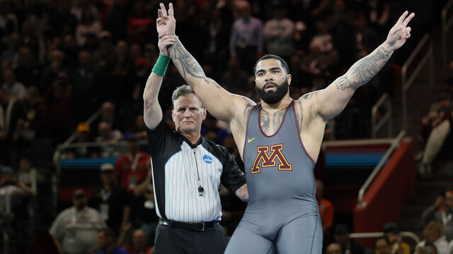 DETROIT, MI - MARCH 19: Gable Steveson of the Minnesota Golden Gophers defeats Cohlton Schultz of the Arizona State Sun Devils in the 285-pound final match during the Division I Men's Wrestling Championship held at Little Caesars Arena on March 19, 2022 in Detroit, Michigan.