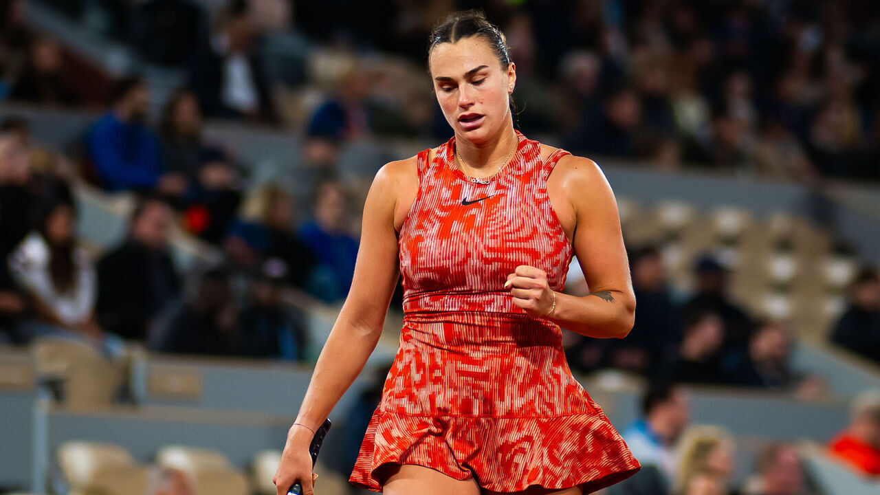 PARIS, FRANCE - JUNE 01: Aryna Sabalenka reacts during her match against Paula Badosa of Spain in the third round on Day 7 of the French Open at Roland Garros on June 01, 2024 in Paris, France