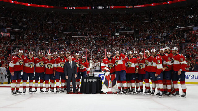 SUNRISE, FLORIDA - JUNE 1: NHL Deputy Commissioner Bill Daly presents the Prince of Wales Trophy to the Florida Panthers after defeating the New York Rangers in Game Six of the Eastern Conference Final at the Amerant Bank Arena on June 1, 2024 in Sunrise, Florida.