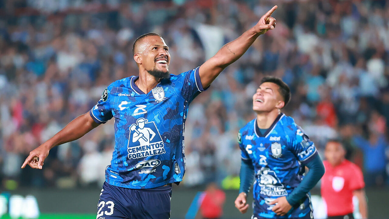 PACHUCA, MEXICO - JUNE 01: Salomon Rondon of Pachuca celebrates after scoring the team's third goal during the 2024 Concacaf Champions Cup final match between Pachuca and Columbus Crew at Hidalgo Stadium on June 01, 2024 in Pachuca, Mexico.