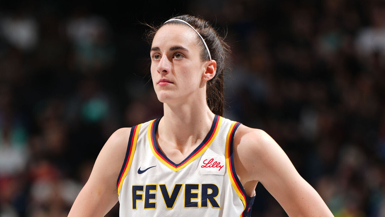 BROOKLYN, NY - JUNE 2: Caitlin Clark #22 of the Indiana Fever looks on during the game against the New York Liberty during the 2024 Commissioner's Cup game on June 2, 2024 in Brooklyn, New York. Mandatory Copyright Notice: Copyright 2024 NBAE