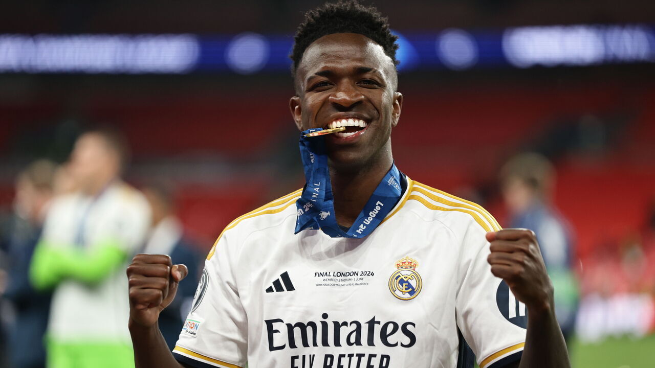 LONDON, UNITED KINGDOM - JUNE 01: Vinicius Junior of Real Madrid celebrates their victory at the end of the UEFA Champions League final football match between Borussia Dortmund and Real Madrid at Wembley Stadium in London, United Kingdom on June 01, 2024.