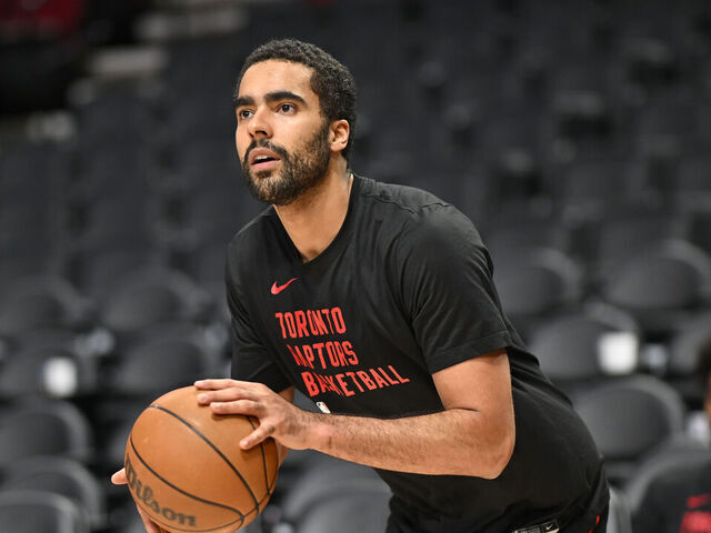 PORTLAND, OREGON - MARCH 09: Jontay Porter #34 of the Toronto Raptors warms up before the game against the Portland Trail Blazers at the Moda Center on March 09, 2024 in Portland, Oregon.