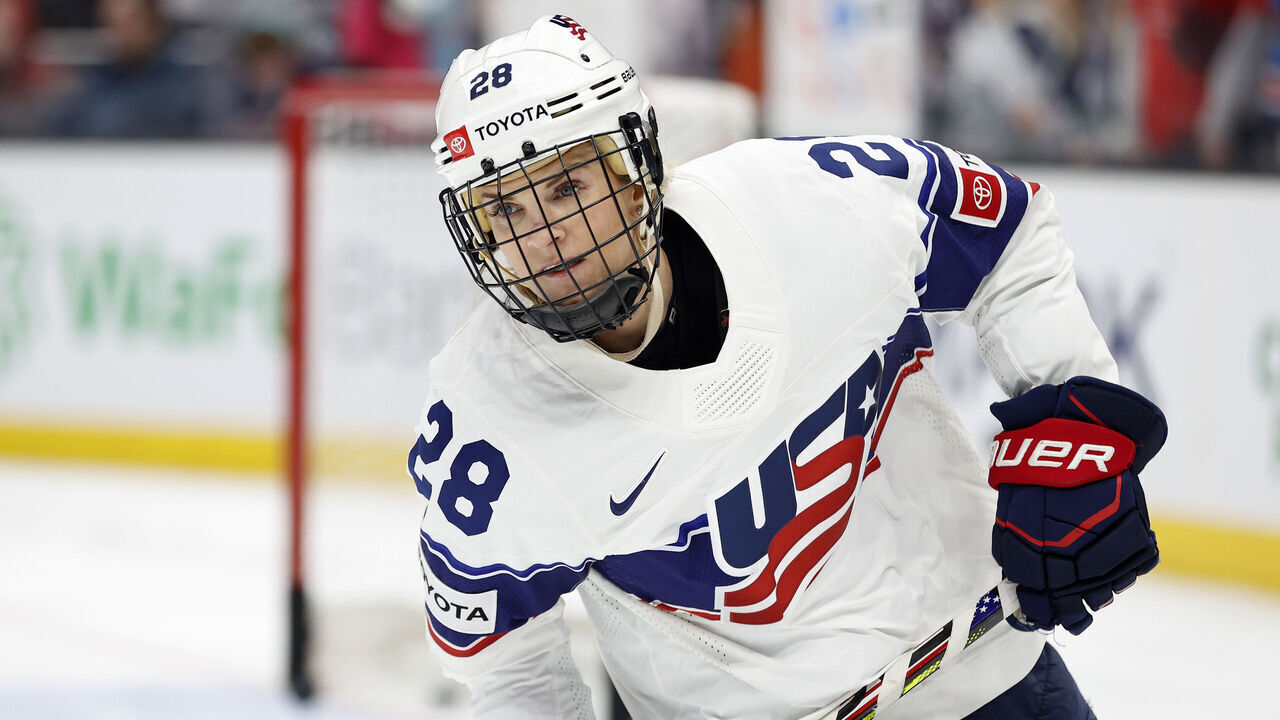 SEATTLE, WASHINGTON - NOVEMBER 20: Amanda Kessel #28 of Team United States warms up before the game against Canada at Climate Pledge Arena on November 20, 2022 in Seattle, Washington.