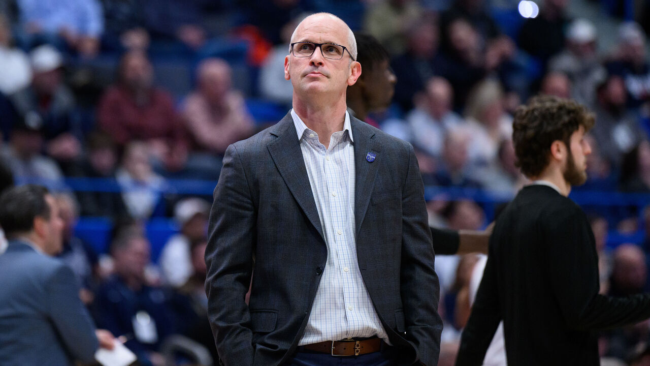 HARTFORD, CT - FEBRUARY 06: UConn Huskies head coach Dan Hurley on the sidelines during the men's college basketball game between the Butler Bulldogs and UConn Huskies on February 6, 2024, at the XL Center in Hartford, CT.