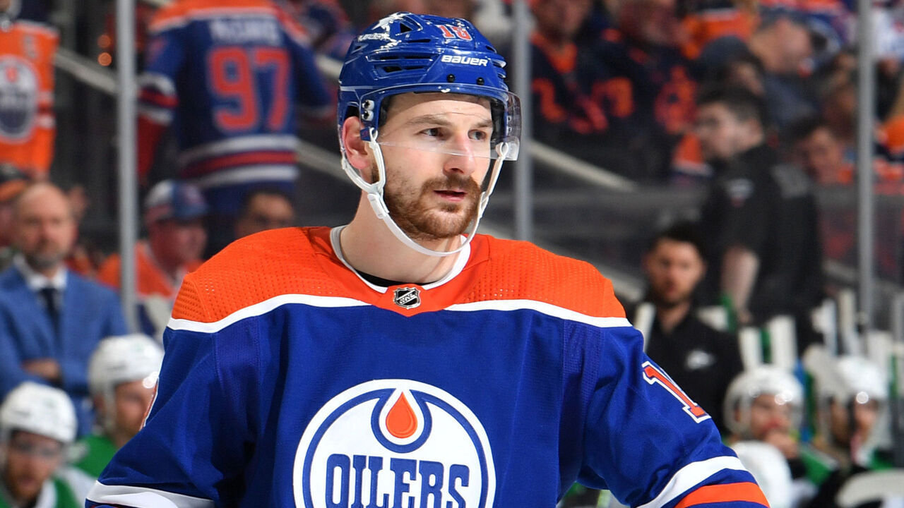 EDMONTON, CANADA - MAY 29: Zach Hyman #18 of the Edmonton Oilers awaits a face-off during Game Four of the Western Conference Final of the 2024 Stanley Cup Playoffs against the Dallas Stars at Rogers Place on May 29, 2024, in Edmonton, Alberta, Canada.