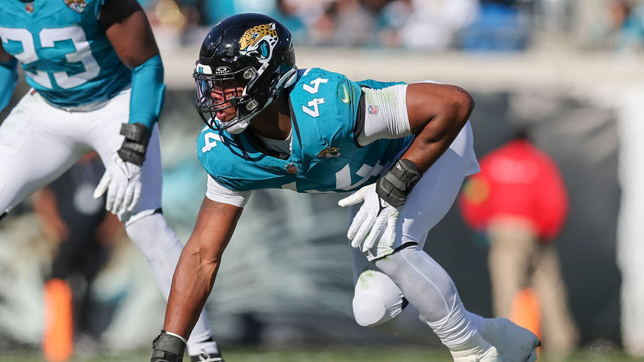JACKSONVILLE, FLORIDA - DECEMBER 31: Travon Walker #44 of the Jacksonville Jaguars lines up against the Carolina Panthers during the first half of the game at EverBank Stadium on December 31, 2023 in Jacksonville, Florida.