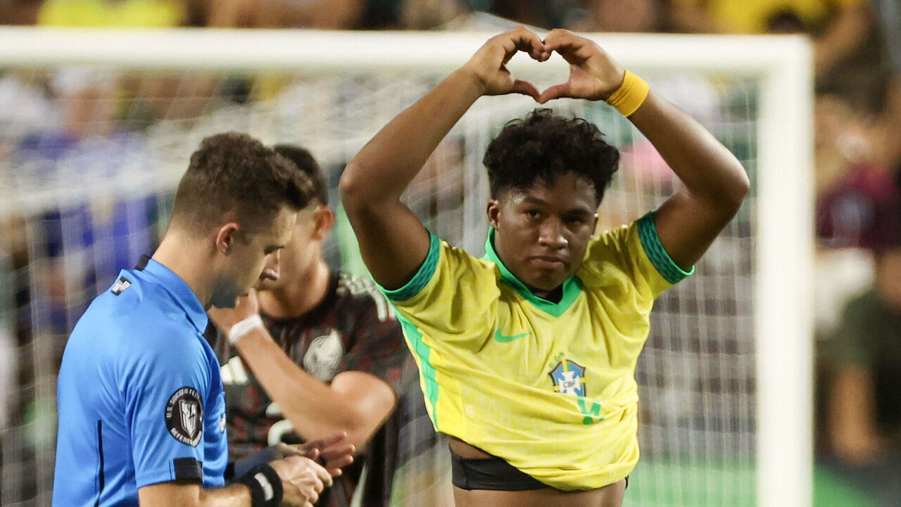 COLLEGE STATION, TEXAS - JUNE 08: Endrick Sousa #9 of Brazil reacts after scoring a goal in extra time against the Mexico during an international friendly at Kyle Field on June 08, 2024 in College Station, Texas.