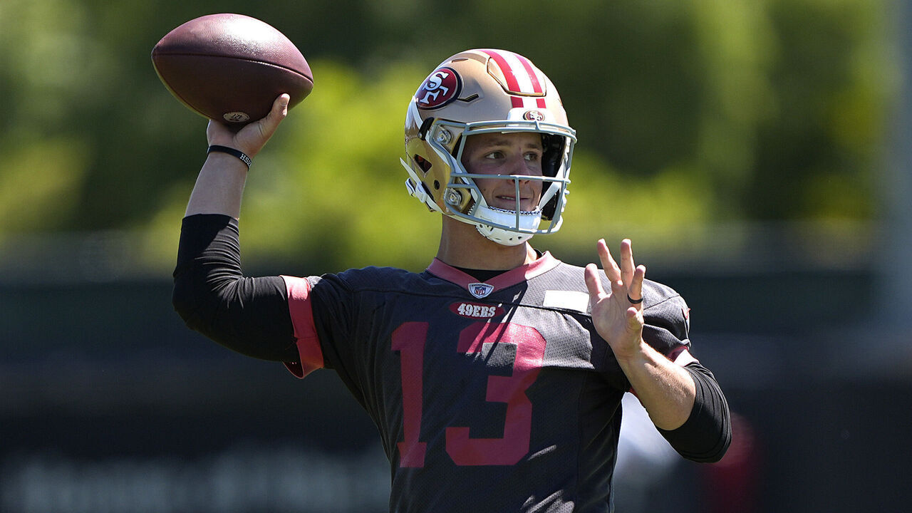 SANTA CLARA, CALIFORNIA - JUNE 05: Brock Purdy #13 of the San Francisco 49ers works out during mini camp on June 05, 2024 in Santa Clara, California.