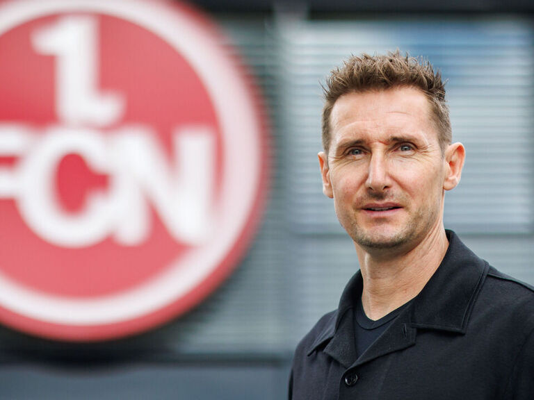 Klose, der beste Torschütze der deutschen Nationalmannschaft aller Zeiten, wurde zum Trainer von Nürnberg ernannt