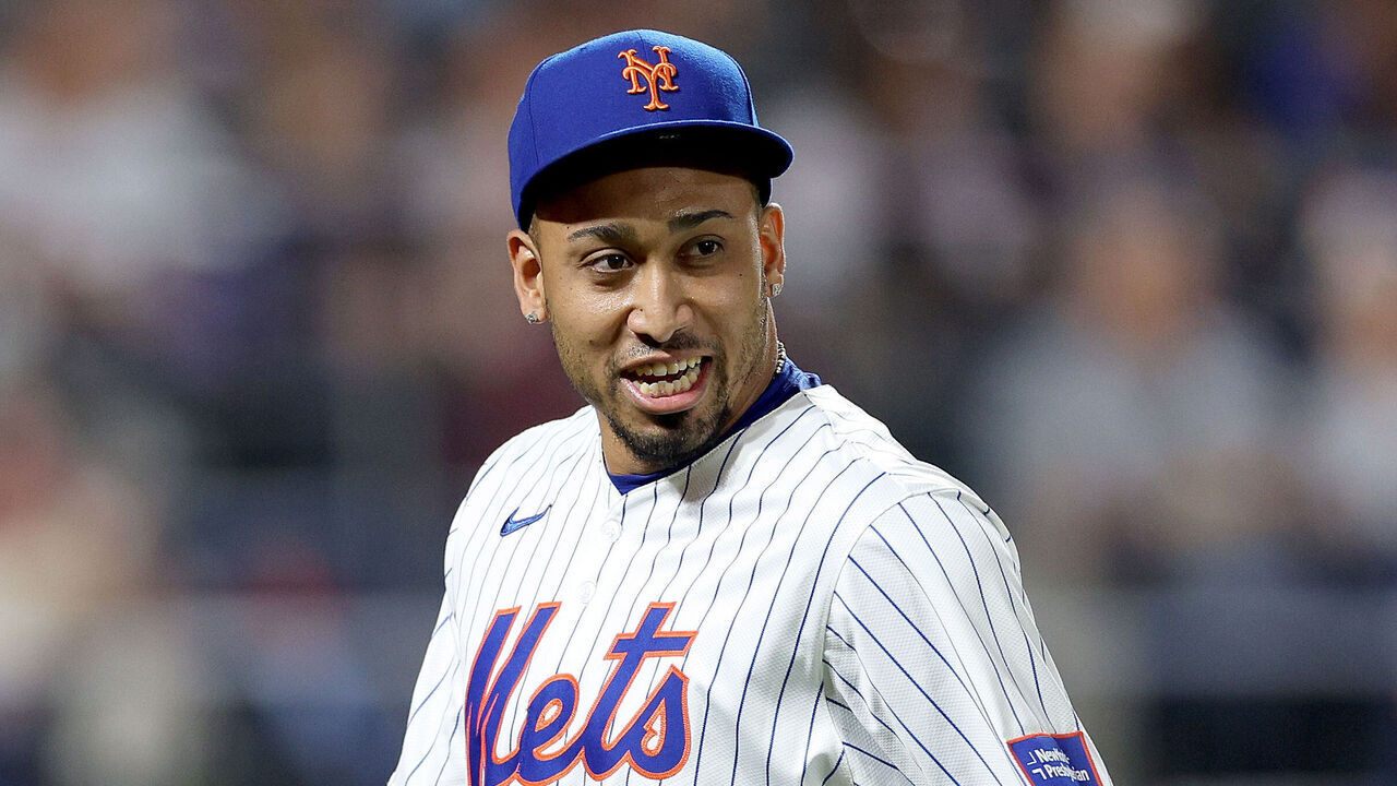 NEW YORK, NEW YORK - JUNE 13: Edwin Diaz #39 of the New York Mets reacts as he heads to the dugout in the ninth inning against the Miami Marlins at Citi Field on June 13, 2024 in Flushing neighborhood of the Queens borough of New York City.