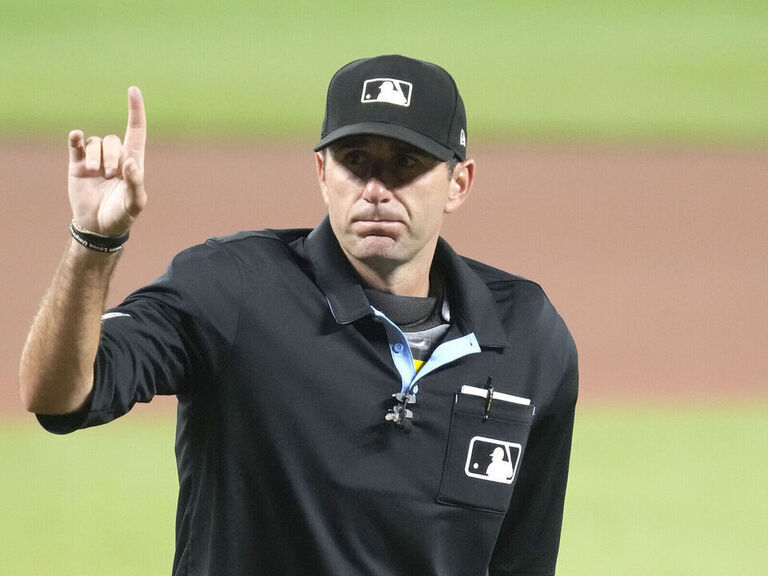 MLB disciplines umpire for violating gambling rules