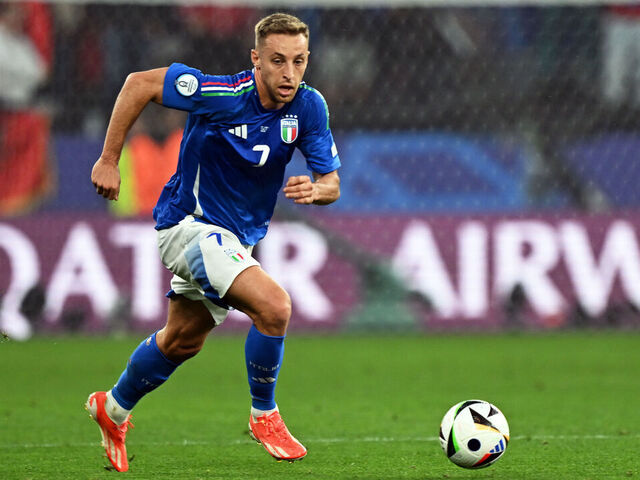 Frattesi Dần Khẳng Định Mình Trong Đội Hình Chính – Hành Trình Nổi Bật Frattesi Dần Khẳng Định Mình Trong Đội Hình Chính – Hành Trình Nổi Bật